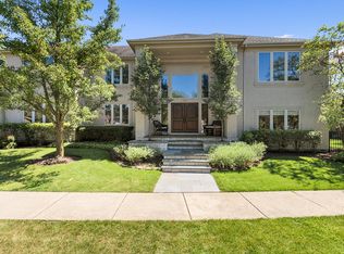 899 Bristol Dr, Deerfield, IL