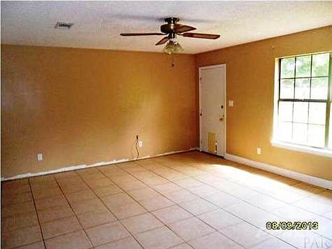 4th image of 10760 Silver Creek Dr