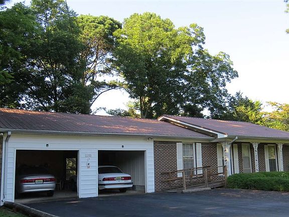2nd image of 4900 Cherrywood Dr