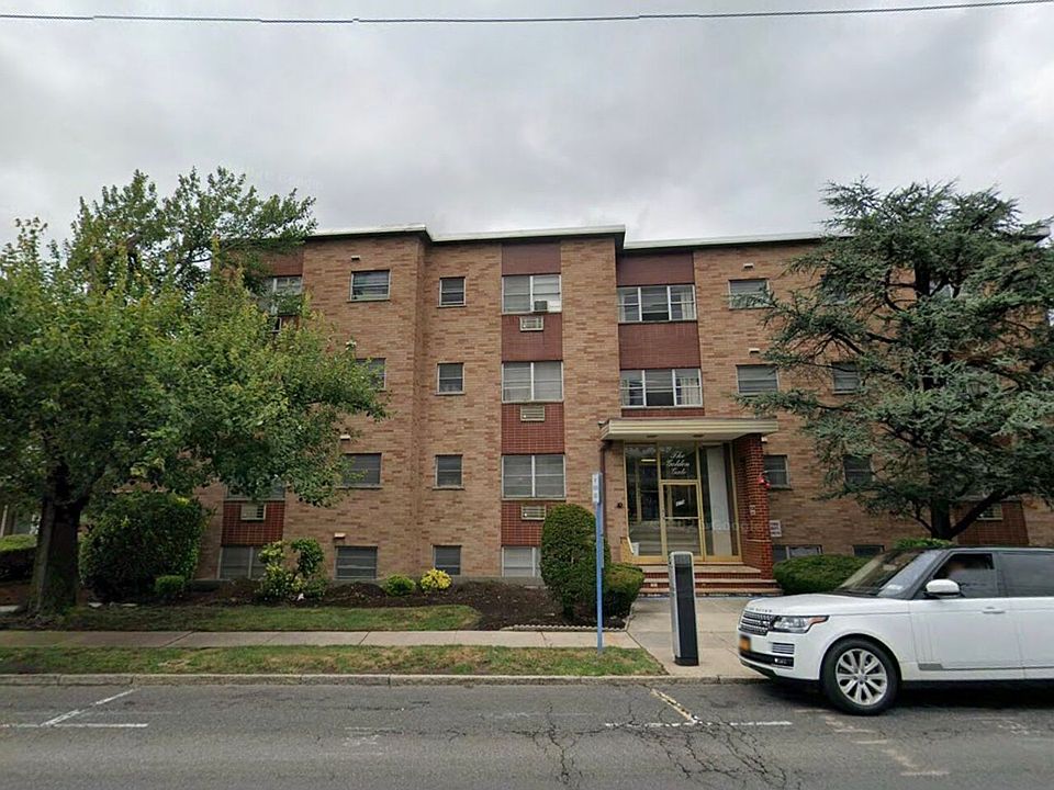 2nd image of 111-465 Broad Ave #69