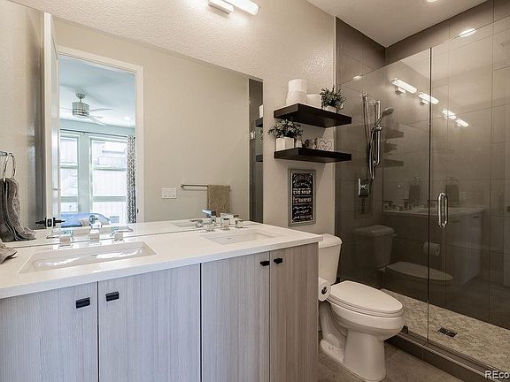 4th image of 2689 W Bellewood Dr