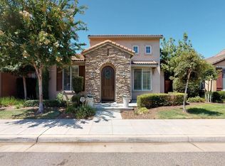 3833 Heritage Ave, Clovis, CA 93619