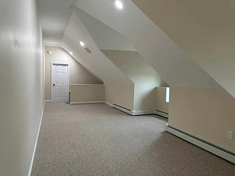 275 Kilcourse St #4 — Photo 26