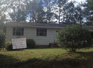 709 N Live Oak St, McComb, MS 39648