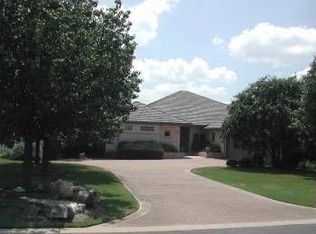 1305 Majestic Hills Blvd, Spicewood, TX 78669