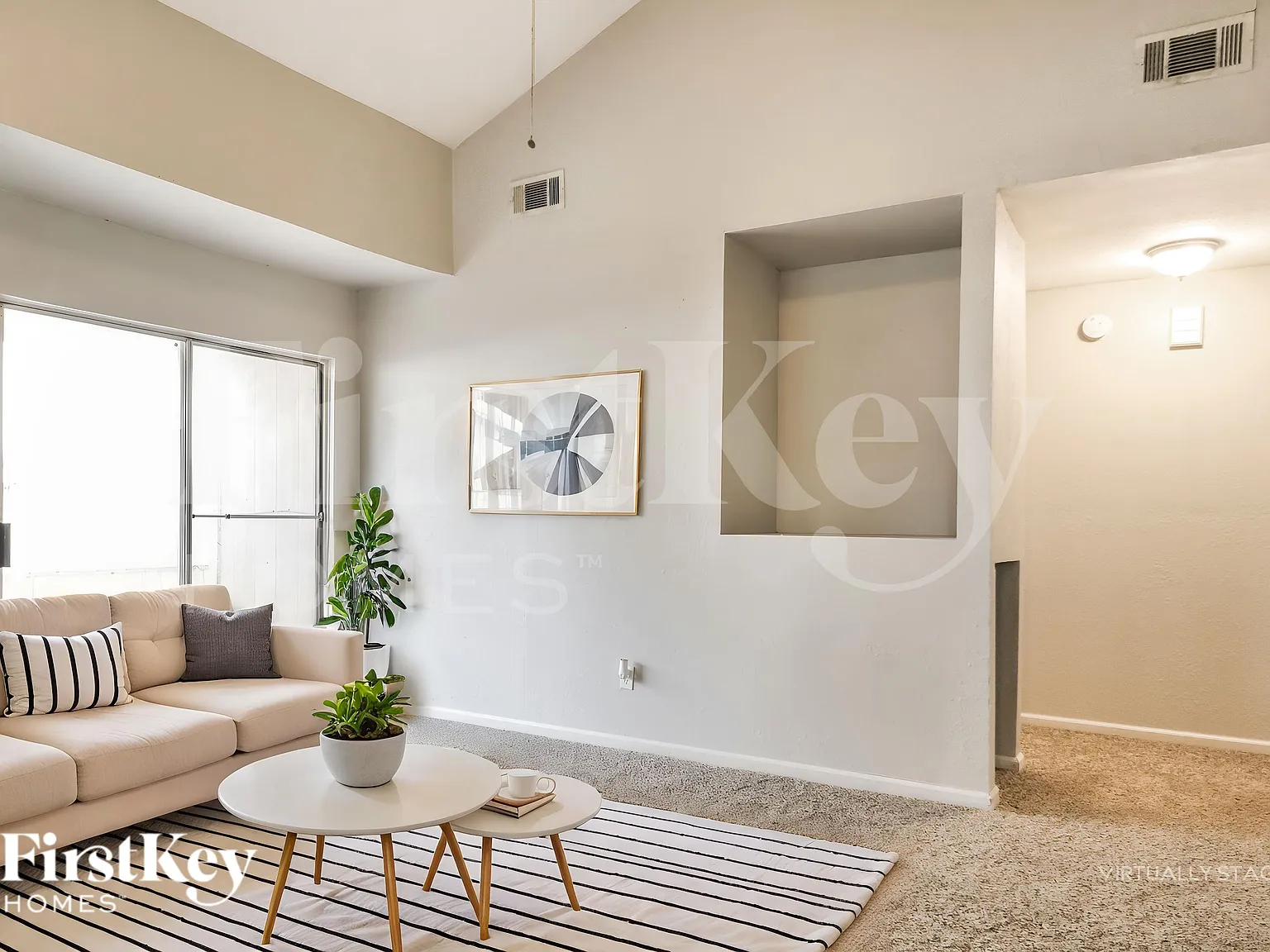 3 bed, 2.0 bath, 1484 sqft, $1,635 — Photo 4
