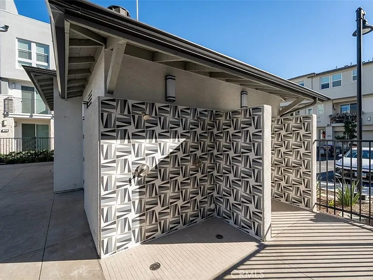 1415 W Cara Dr — Photo 49