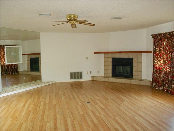 3rd image of 34 Banton Ln