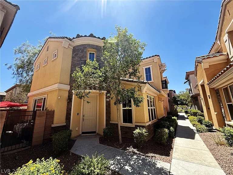 11375 Corsica Mist Ave — Photo 1