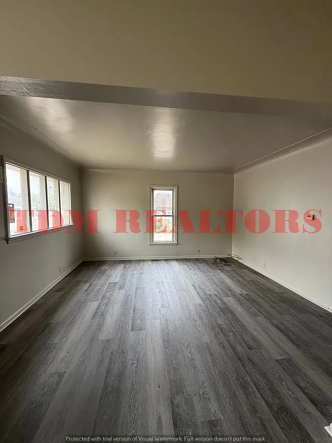 2 bed, $850 — Photo 2