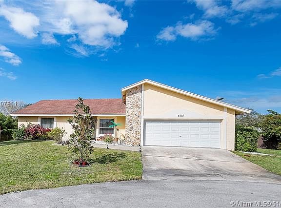 2nd image of 4112 NW 70th Way