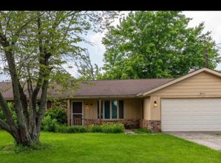 6413 N Bobtail Dr, Muncie, IN 47304
