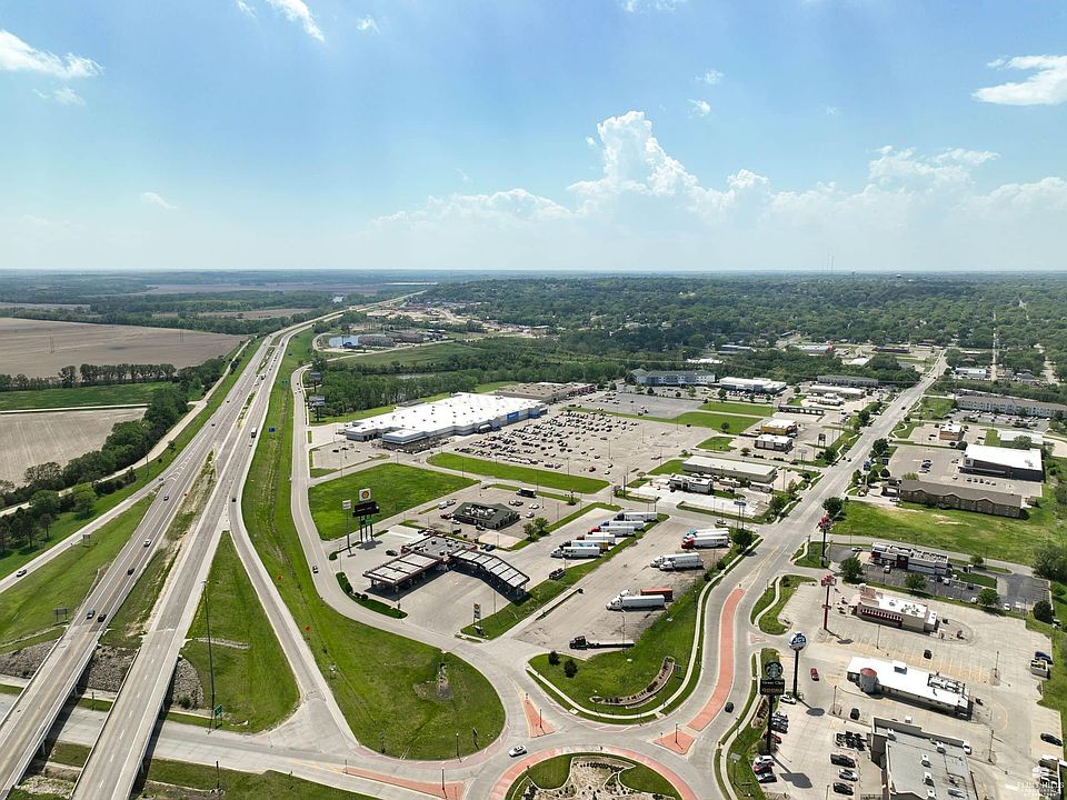 1st image of 0 N East St
