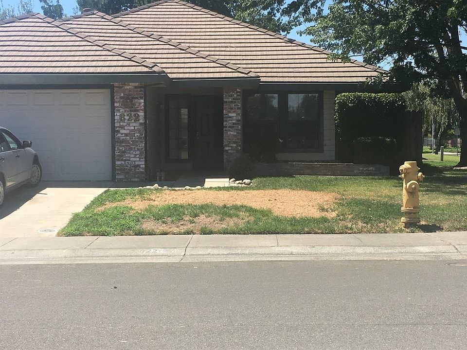 2nd image of 822 Cedar Canyon Cir