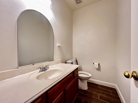 4th image of 11011 Christmas Fern St #11011