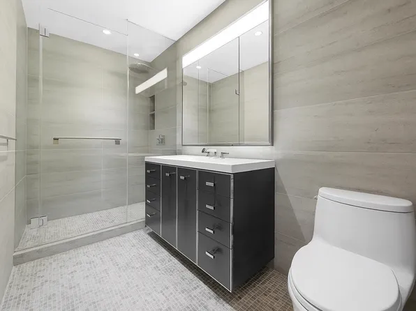 252 South Street image 13 of 61