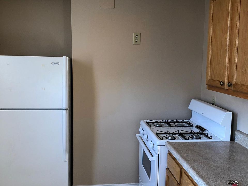 1st image of 1501 Morgantown Ave #25
