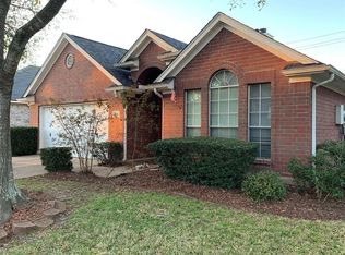 6501 Acorn Ct, Pearland, TX 77584