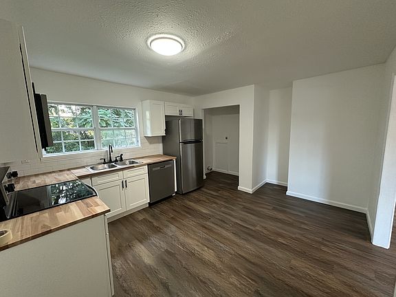 4th image of 1625 Lombard Pl
