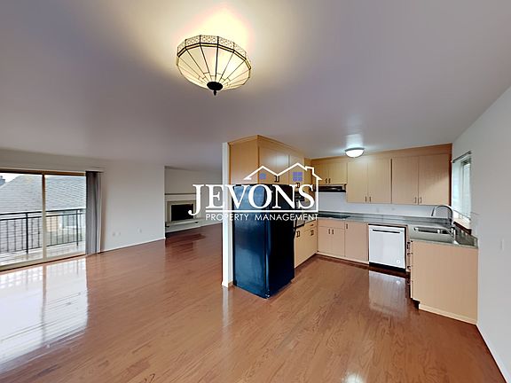 4th image of 1411 Taylor Ave N APT 3