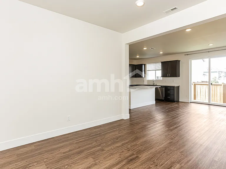 1461 92nd Way SE — Photo 5