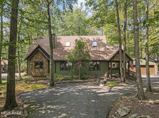 103 Elderberry Ln, Greentown, PA 18426