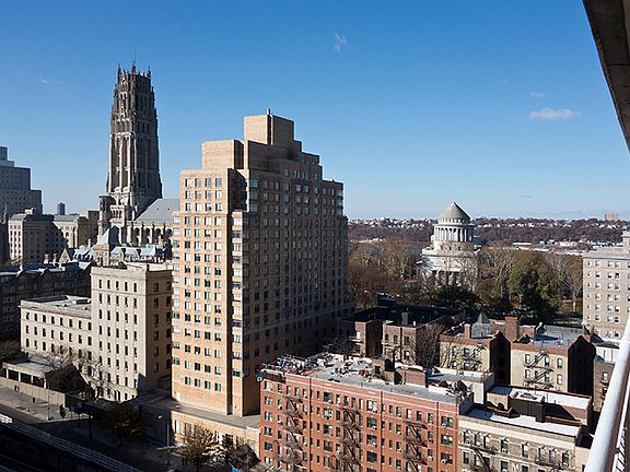 5th image of 80 La Salle St APT 21F