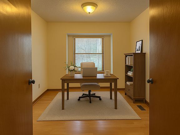 Workspace/Study/Playroom
"Virtually Staged"
