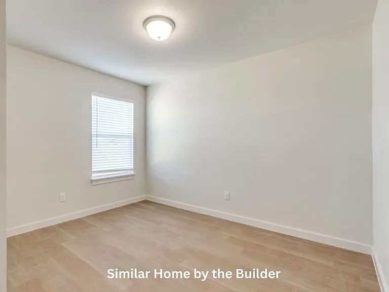 1704 Highland Loop — Photo 21