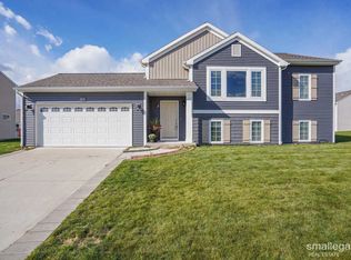 4653 Quaker Hill Dr SE, Kentwood, MI 49512