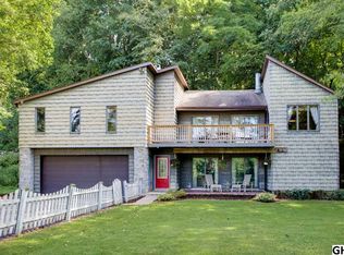 300 Prowell Dr, Camp Hill, PA 17011