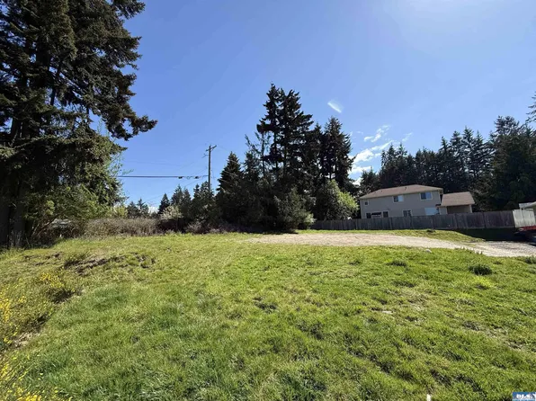 Nka Aurora Ct, Pt Angeles, WA 98363