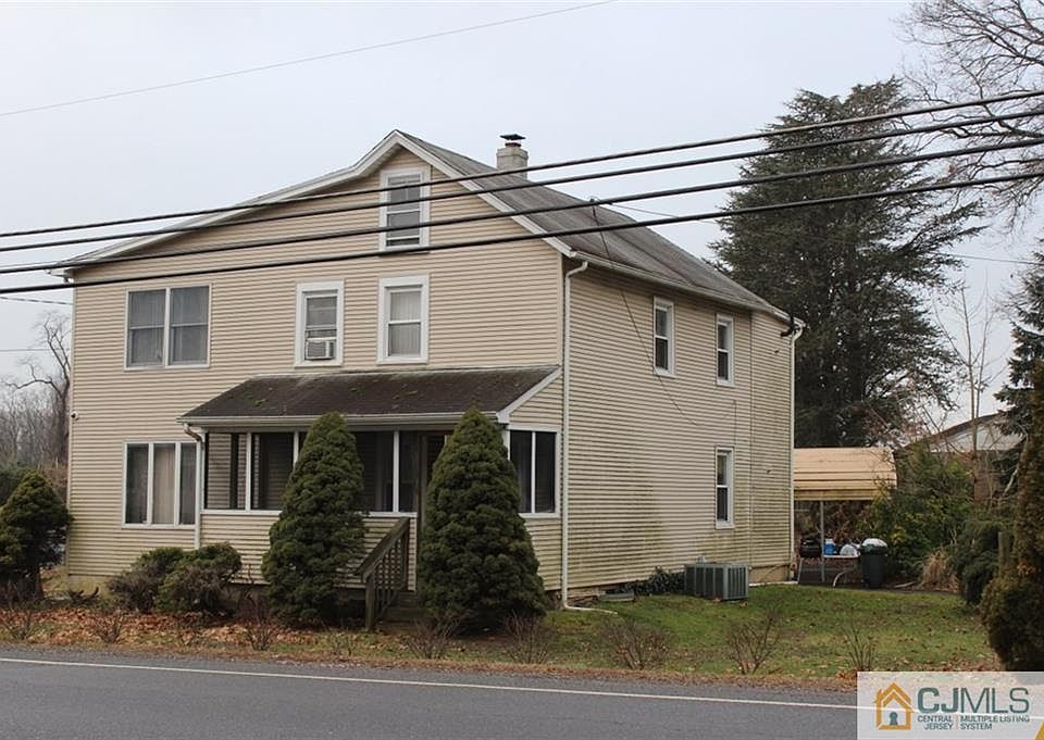 2nd image of 232 Rhode Hall Rd