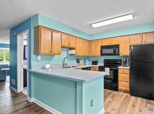 202 Route 27 APT 42, Raymond, NH 03077