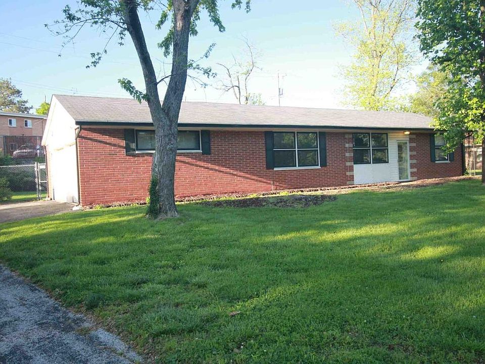 1st image of 27 Crabapple Ct