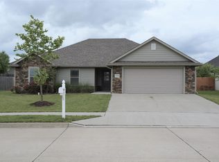 5709 Islip Dr, Columbia, MO 65201