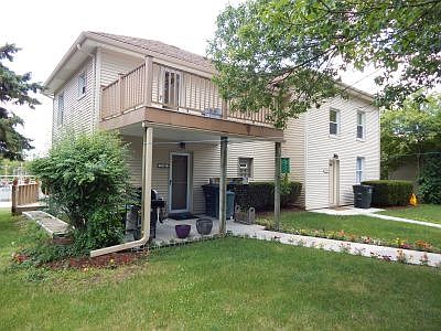 3rd image of 11102-11104 W Forest Home Ave