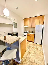 Rented by Safdie Realty Group