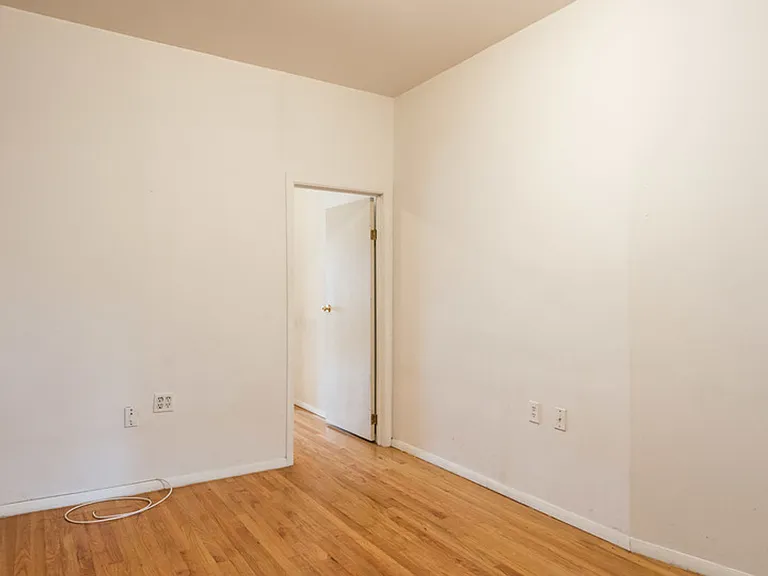 215 Franklin St #1R — Photo 19