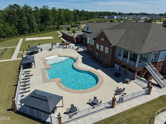 3rd image of 4927 Arkose Dr