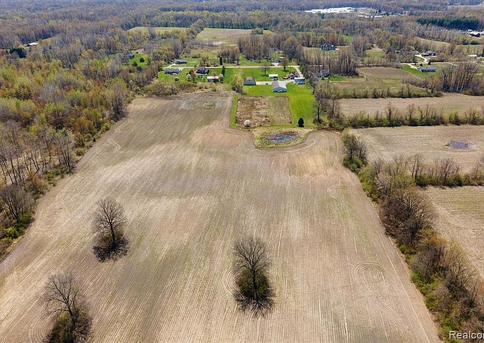 3711AC Sherwood Rd, Belleville, MI 48111 MLS 20230032258 Zillow