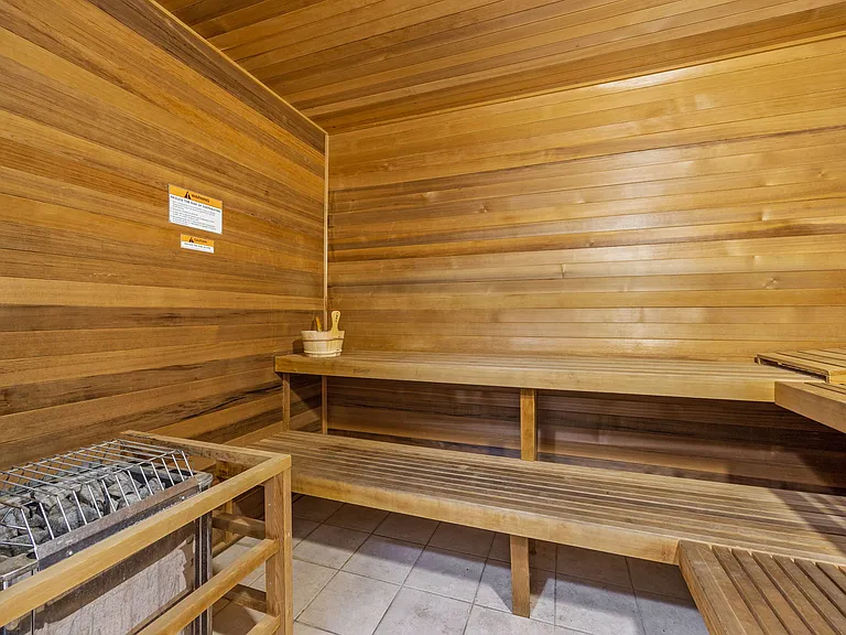 Villa Royale Apartments — Photo 8