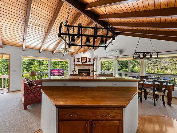 2nd image of 1444 W Kuiaha Rd