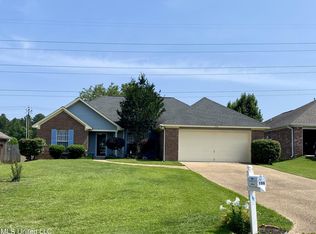 106 Riverpointe Pl, Pearl, MS 39208