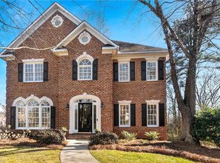 105 Laurel View Ct, Winston Salem, NC 27104