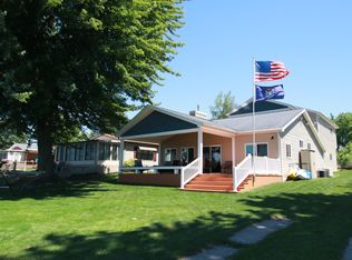 666 Valentine Ln, Hudson, MI 49247