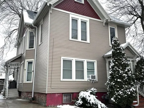 413 West Mineral STREET, Milwaukee, WI 53204