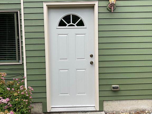 4th image of 8208 NE 115th Way