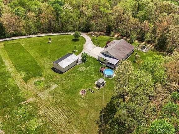3rd image of 16731 Baumann Ln