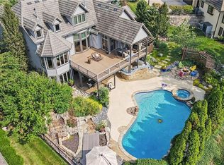 13820 Horton Dr, Overland Park, KS 66223